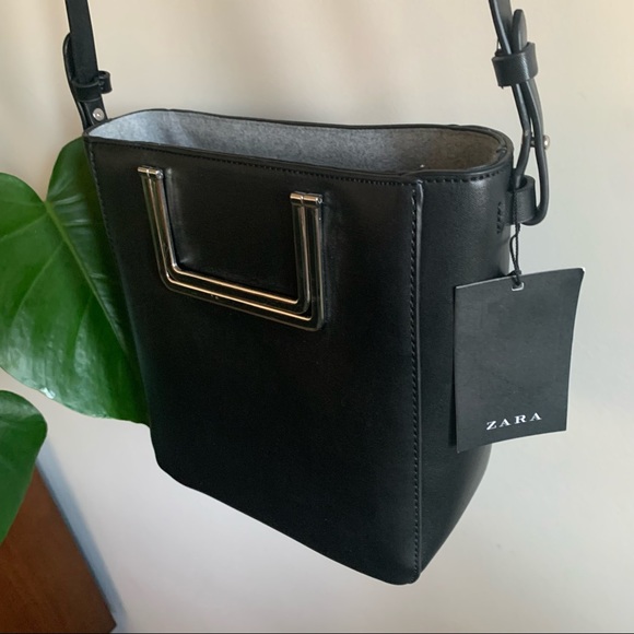 Zara bucket purse - Picture 2 of 4